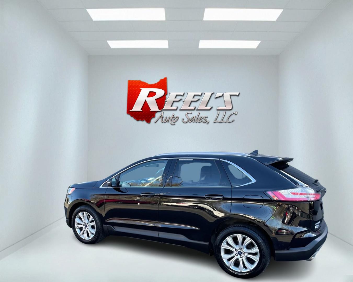 2020 Black /Beige Ford Edge Titanium AWD (2FMPK4K96LB) with an 2.0L I4 DOHC 16V Turbo engine, 8A transmission, located at 11115 Chardon Rd. , Chardon, OH, 44024, (440) 214-9705, 41.580246, -81.241943 - Photo#11